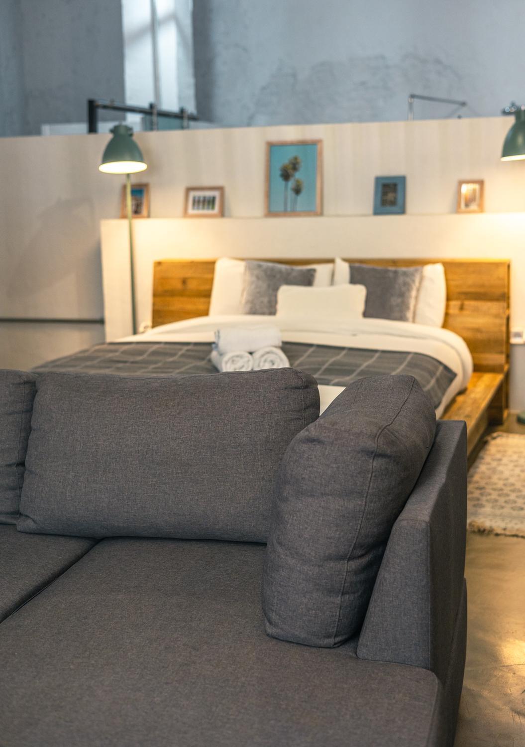Апартаменты Loft-Style Ground Floor Flat Севилья Экстерьер фото