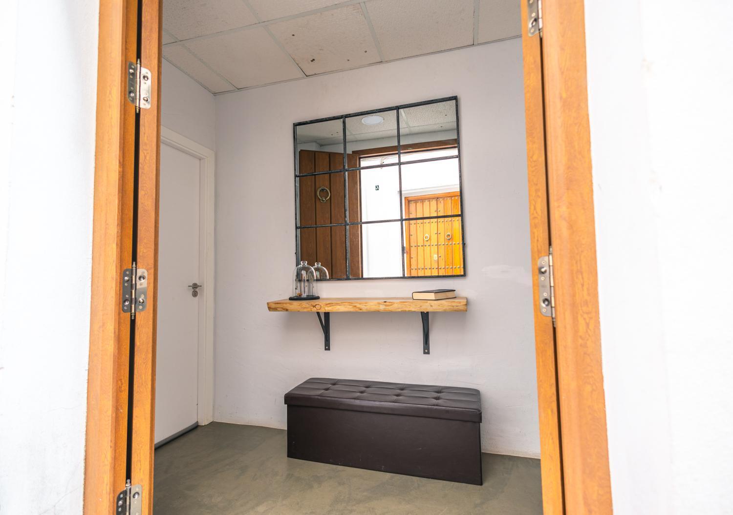 Апартаменты Loft-Style Ground Floor Flat Севилья Экстерьер фото