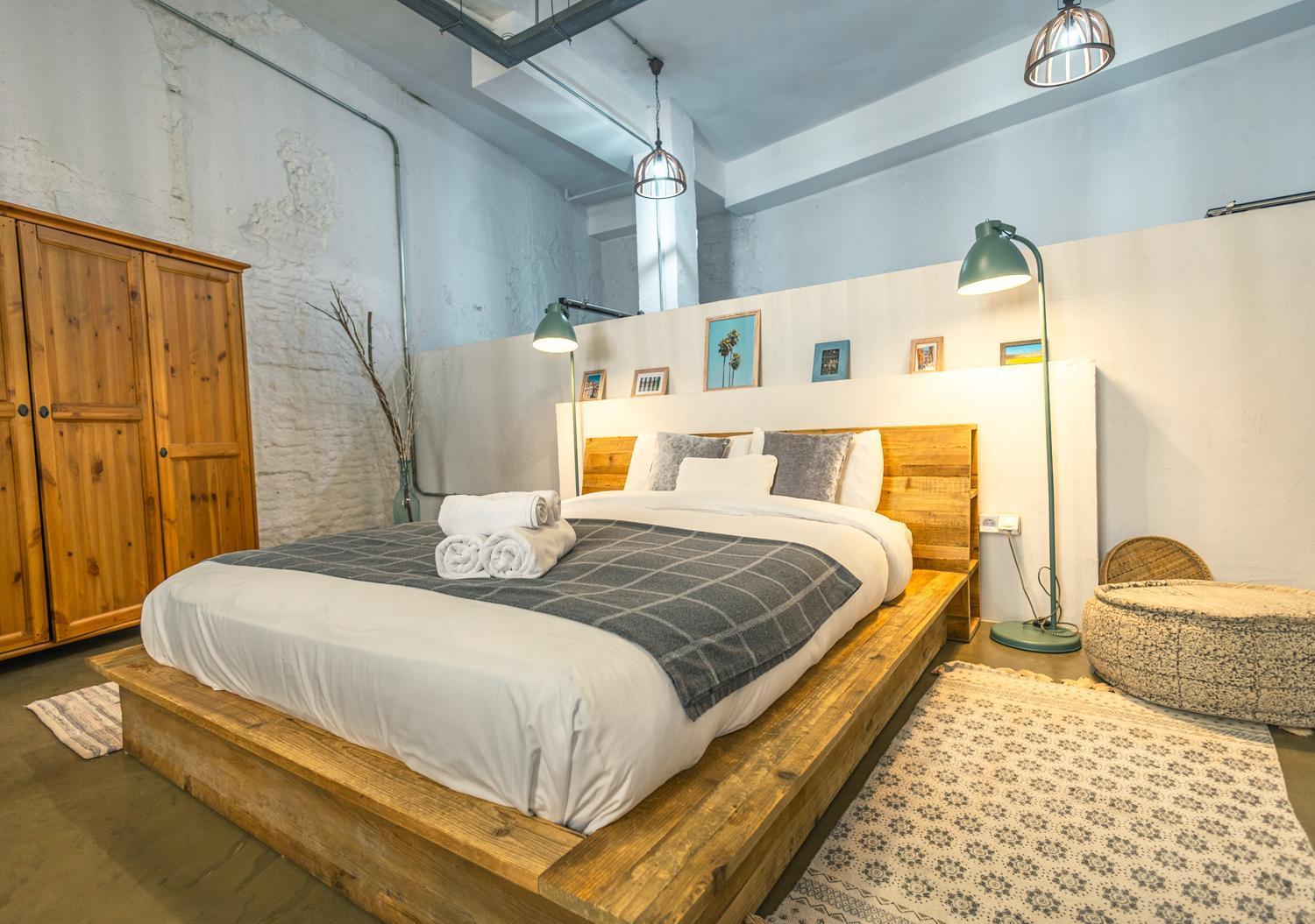 Апартаменты Loft-Style Ground Floor Flat Севилья Экстерьер фото